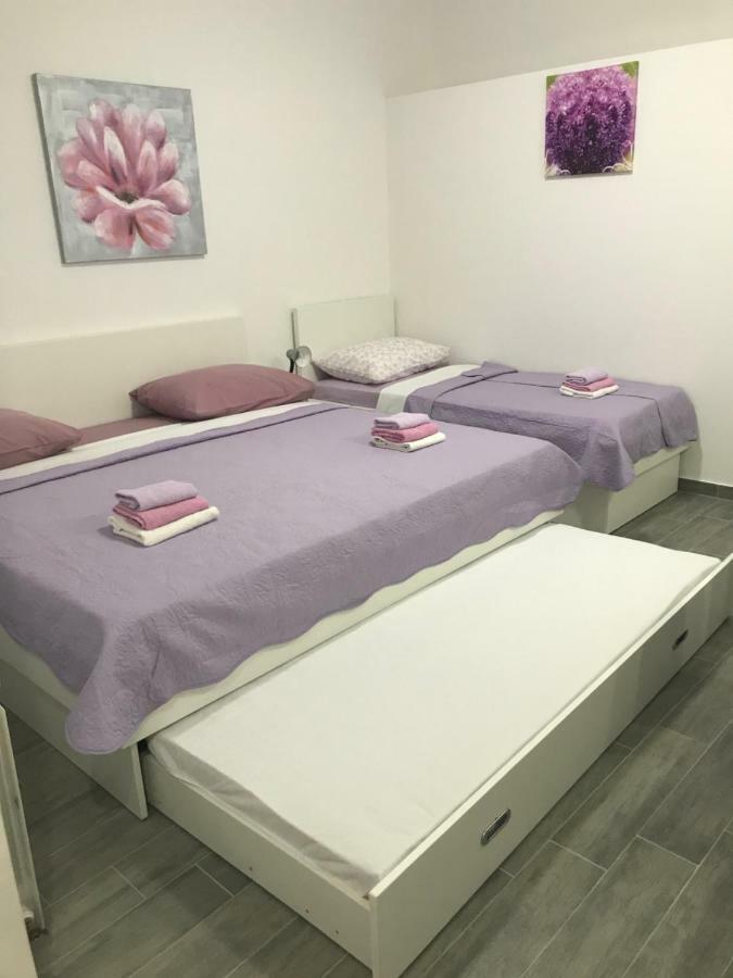 Apartman Veronika Starigrad Paklenica Eksteriør bilde